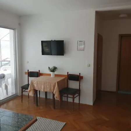 Visni Guest house