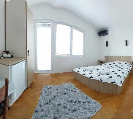 Guest house Visni Lagadin