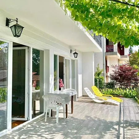 Visni Guest house Lagadin
